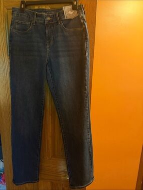 Falls Creek Women's mid rise Dark Wash Straight stretch Jeans (6)
